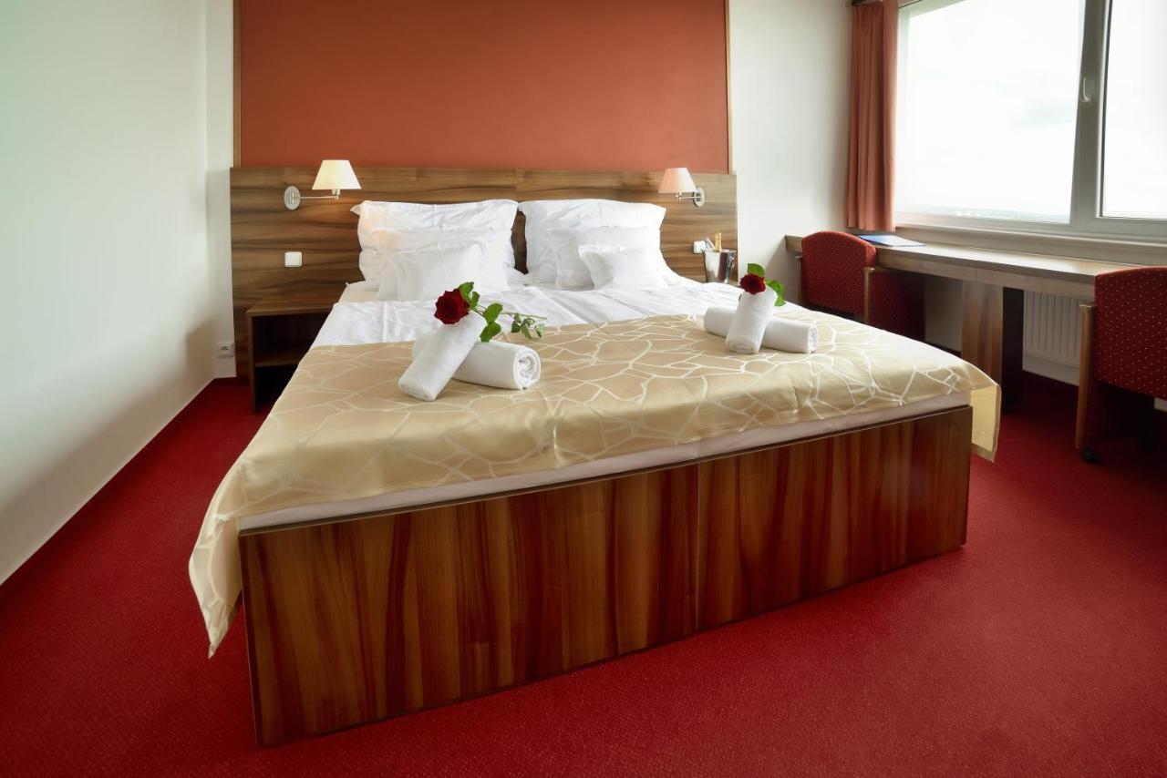 Hotel Palcat Tábor Dış mekan fotoğraf