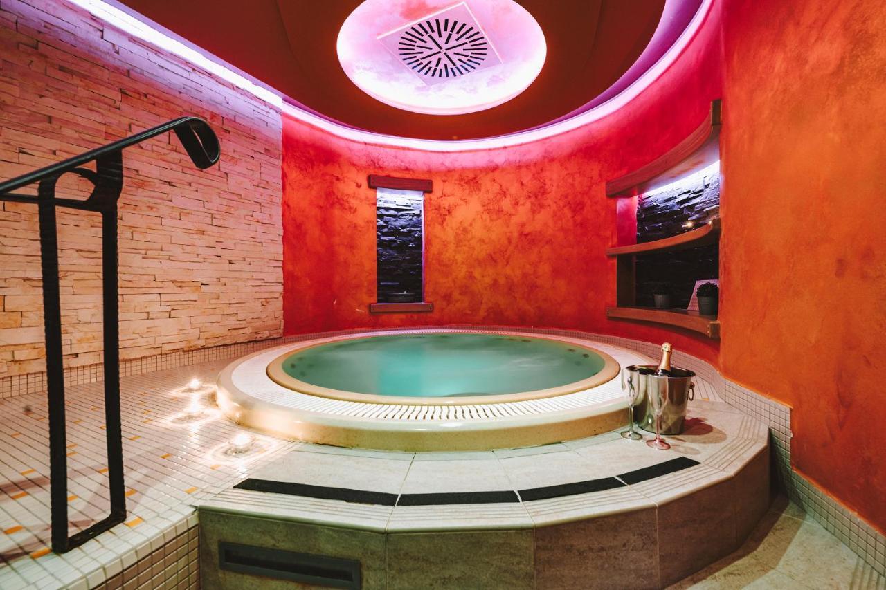 Hotel Palcat Tábor Dış mekan fotoğraf