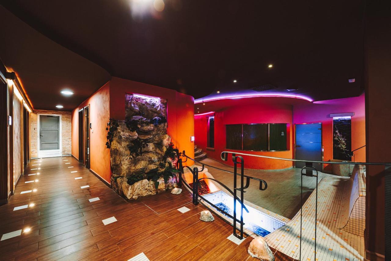 Hotel Palcat Tábor Dış mekan fotoğraf